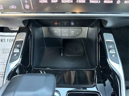 Used 2024 Kia Sorento SX Prestige w/ Sage Leather Package image 23