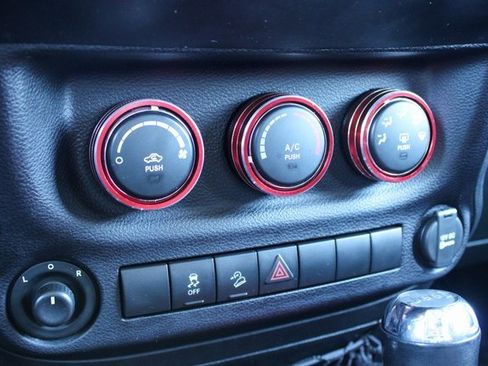 Used 2016 Jeep Wrangler Unlimited Sport w/ Quick Order Package 24S image 17