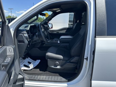 Used 2025 Ford F150 STX w/ Equipment Group 200A AWD/4WD image 5