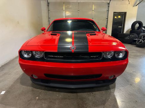 Used 2010 Dodge Challenger SRT8 image 4