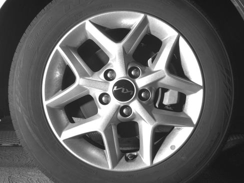 Used 2025 Kia Soul LX w/ LX Technology Package FWD image 13