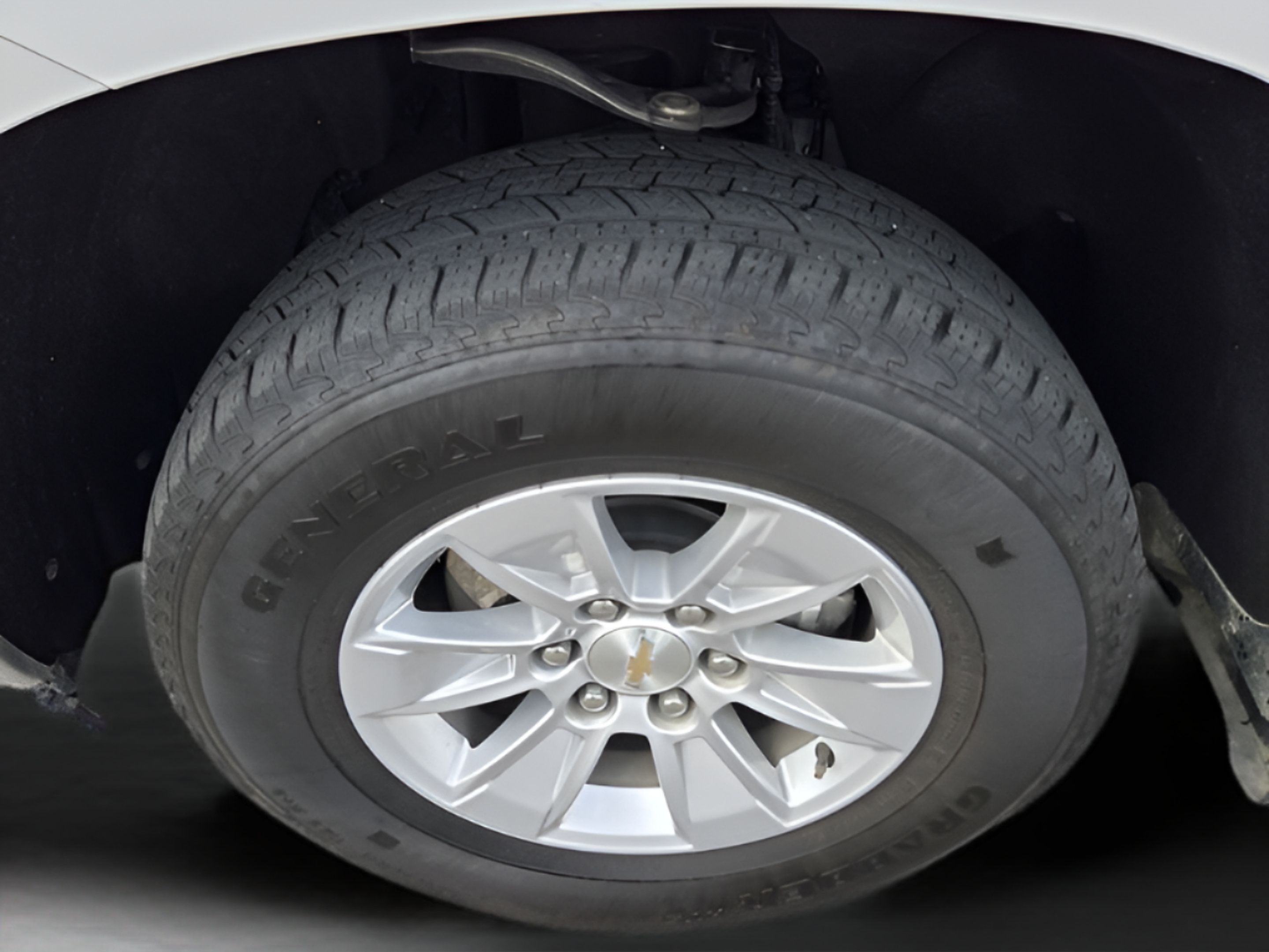 Certified 2025 Chevrolet Silverado 1500 LT RWD image 29