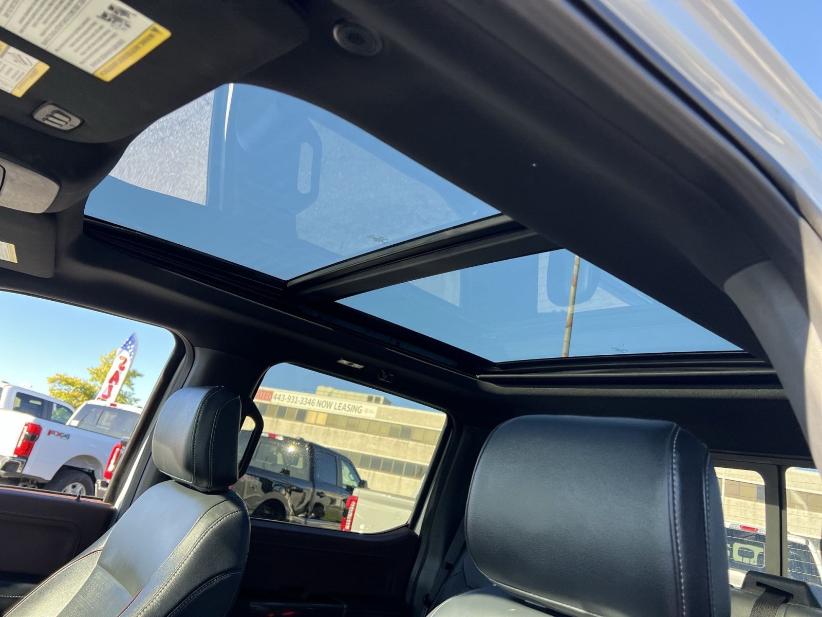 Used 2022 Ford F150 Lariat AWD/4WD image 23