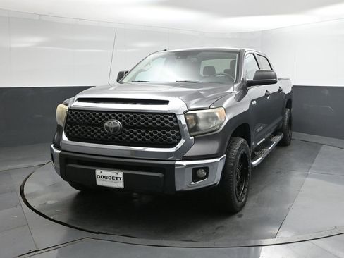 Used 2018 Toyota Tundra SR5 image 30