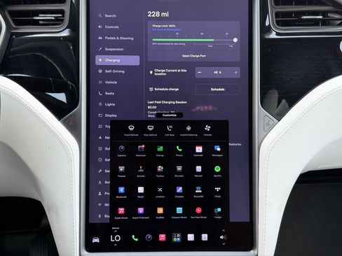 Used 2020 Tesla Model X Long Range AWD/4WD image 15