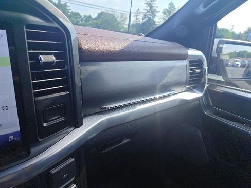 Certified 2021 Ford F150 Lariat w/ Equipment Group 502A High image 14