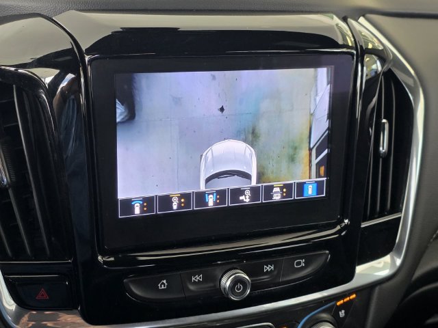 Used 2023 Chevrolet Traverse Premier w/ Redline Edition FWD image 21