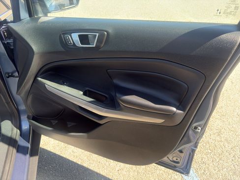 Used 2021 Ford EcoSport Titanium image 22