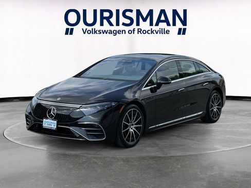 Used 2022 Mercedes-Benz EQS 450+ Sedan image 2