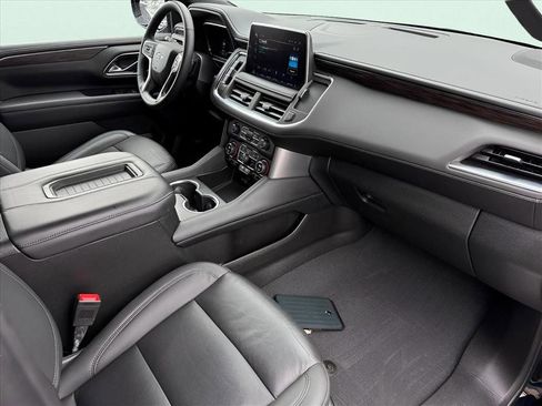 Used 2023 Chevrolet Tahoe Z71 w/ Luxury Package image 17