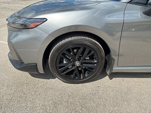 Used 2026 Toyota Camry SE AWD/4WD image 10
