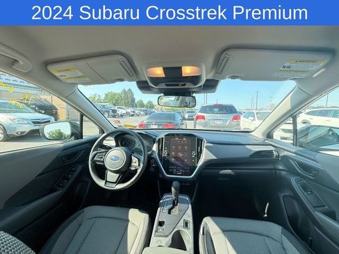 Used 2024 Subaru Crosstrek 2.5i Limited AWD/4WD image 12