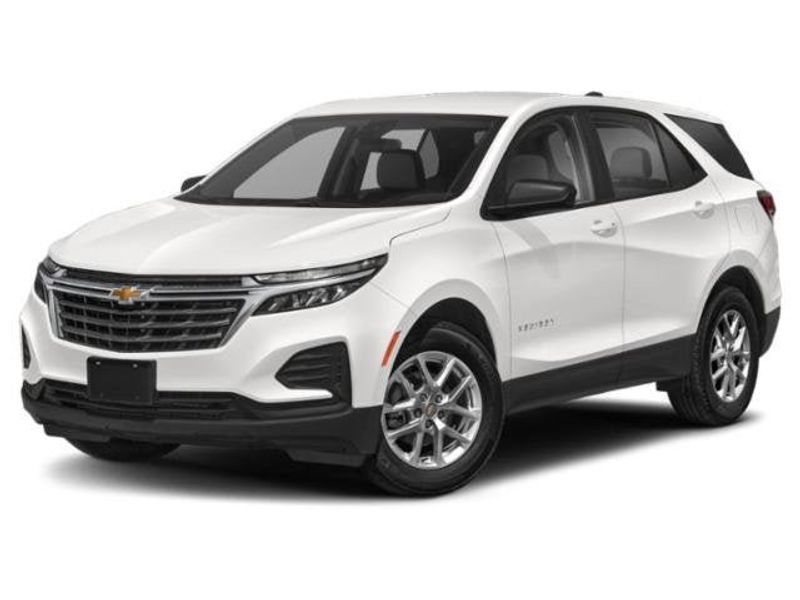 Used 2024 Chevrolet Equinox LT image 1