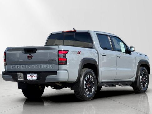 Used 2022 Nissan Frontier Pro-X w/ Technology Package image 3