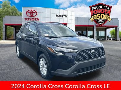 Used 2024 Toyota Corolla Cross LE w/ Moonroof Package