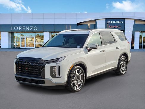 Used 2024 Hyundai Palisade SEL w/ Premium Package FWD image 1