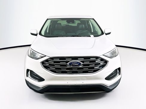 Used 2022 Ford Edge SEL image 2