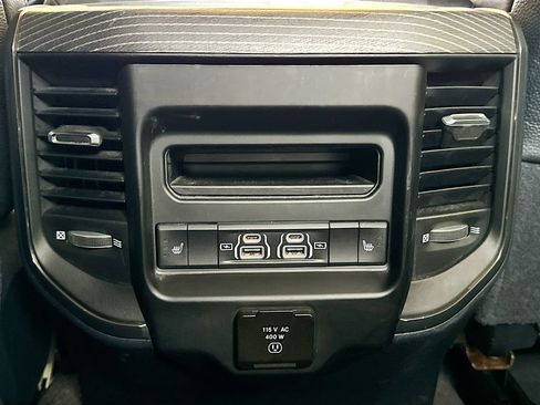 Used 2022 RAM 3500 Limited AWD/4WD image 29