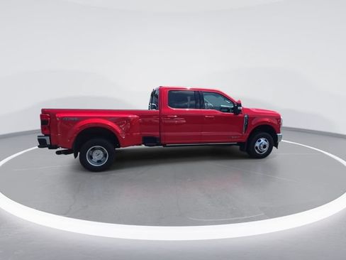 Used 2023 Ford F350 Lariat w/ Lariat Ultimate Package AWD/4WD image 9