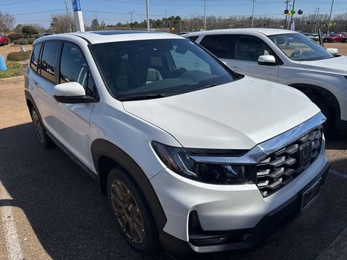 Used 2022 Honda Passport EX-L image 3