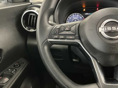 Used 2024 Nissan Kicks SR image 10