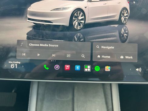 Used 2024 Tesla Model 3 Standard Range RWD image 18