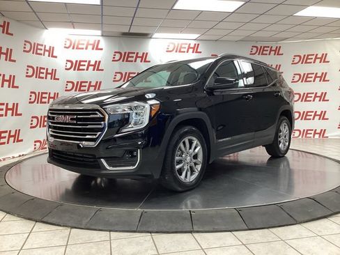 Used 2022 GMC Terrain SLT AWD/4WD image 3
