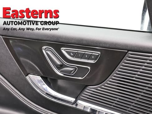 Used 2022 Lincoln Corsair AWD w/ Premium Package image 21