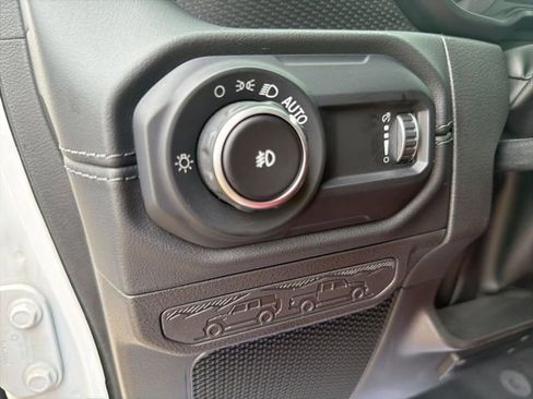 Used 2024 Jeep Wrangler Unlimited Rubicon 392 AWD/4WD image 12