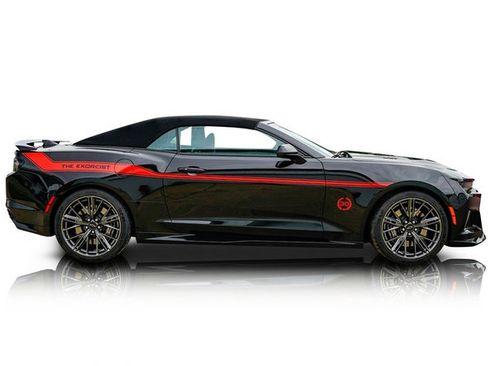Used 2022 Chevrolet Camaro ZL1 RWD image 2