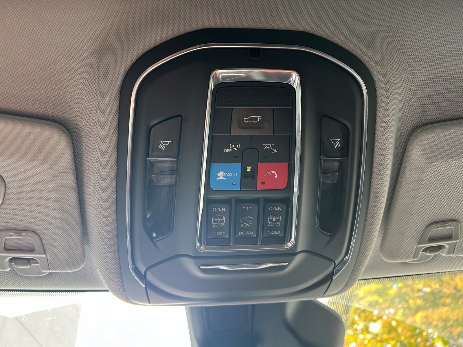 Used 2021 Jeep Grand Cherokee L Limited w/ Trailer Tow Group (B) AWD/4WD image 19