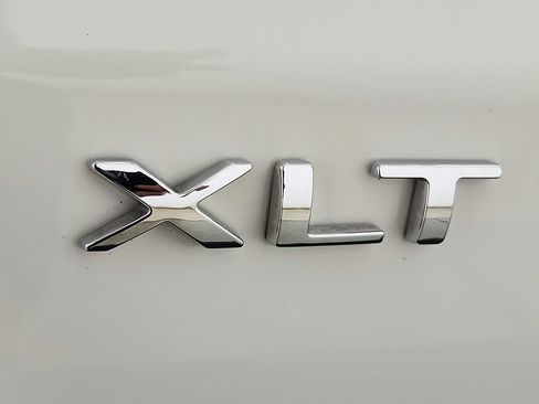 Used 2021 Ford Expedition XLT AWD/4WD image 40