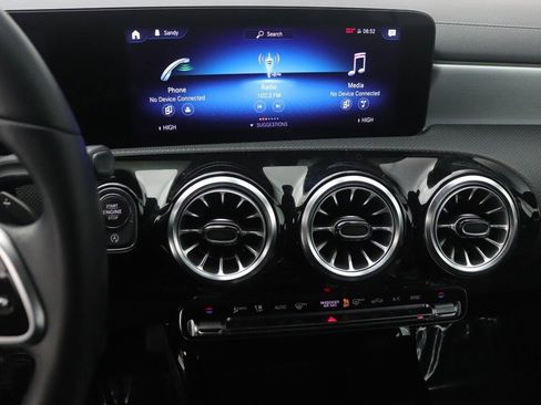 Certified 2022 Mercedes-Benz CLA 250 image 11