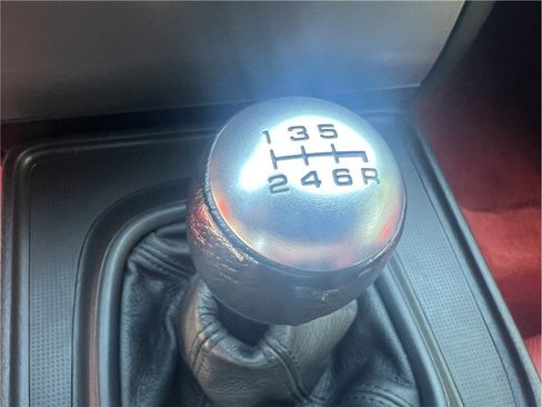 Used 2006 Honda S2000 image 23
