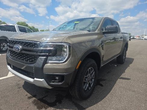 Used 2025 Ford Ranger XLT w/ Equipment Group 301A High AWD/4WD image 2