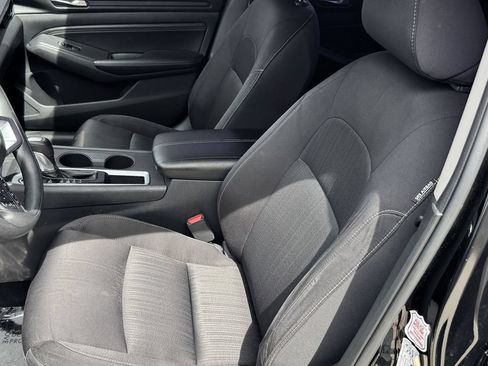 Used 2020 Nissan Altima 2.5 S FWD image 14