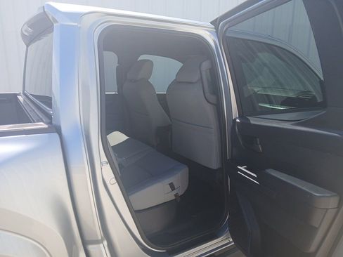 Used 2025 Toyota Tacoma SR5 AWD/4WD image 13