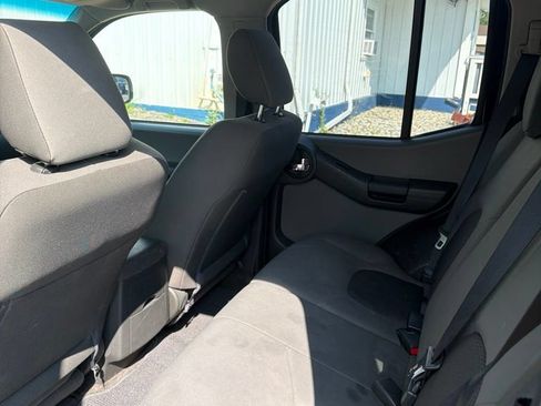 Used 2014 Nissan Xterra X AWD/4WD image 8