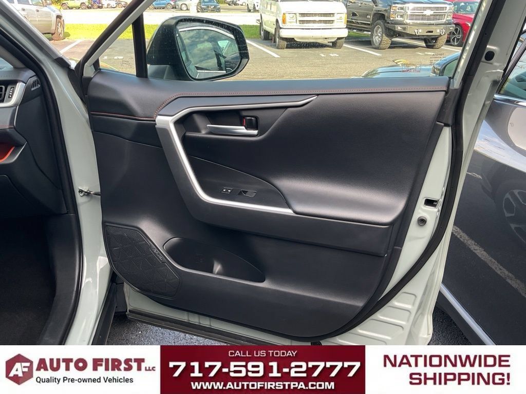 Used 2019 Toyota RAV4 Adventure w/ Cold Weather Package AWD/4WD image 18