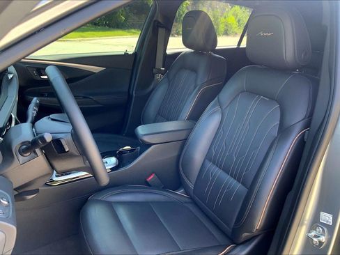 Used 2025 Buick Envista Avenir FWD image 23