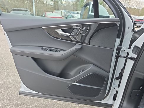 New 2026 Audi Q7 3.0T Premium Plus AWD/4WD image 25
