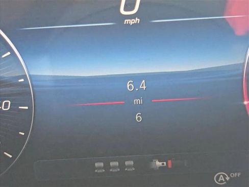 New 2026 Mercedes-Benz GLC 300 4MATIC image 10