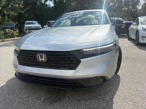 Used 2025 Honda Accord SE image 3