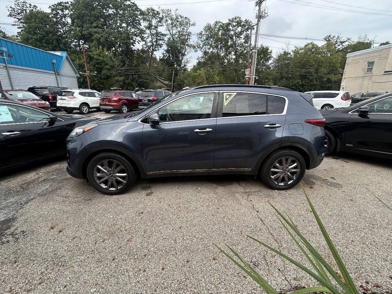 Used 2020 Kia Sportage S w/ S Premium Package FWD image 4