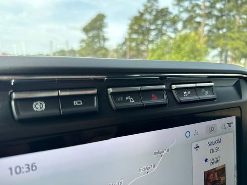 Used 2024 Ford F350 Lariat w/ Lariat Ultimate Package image 34