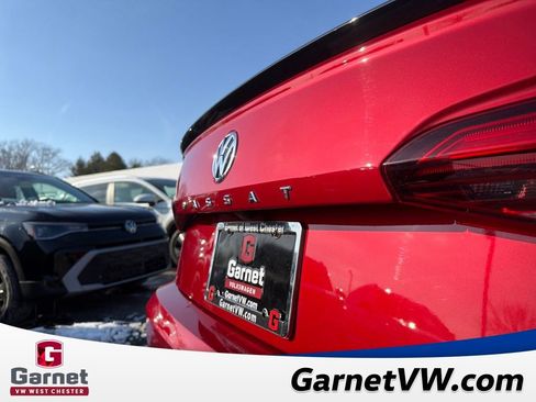 Used 2021 Volkswagen Passat 2.0T R-Line image 36