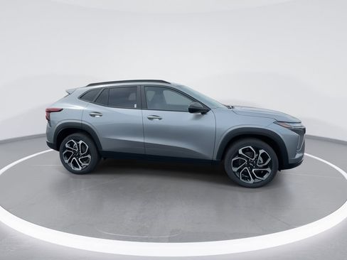 New 2026 Chevrolet Trax RS image 9