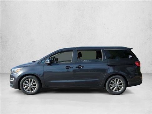 Used 2020 Kia Sedona EX FWD image 8
