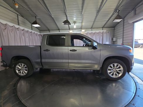 Used 2021 Chevrolet Silverado 1500 Custom RWD image 9