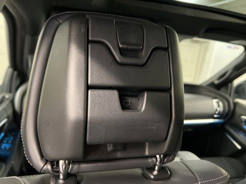 New 2026 Ford Expedition Platinum w/ Stealth Appearance Package image 38